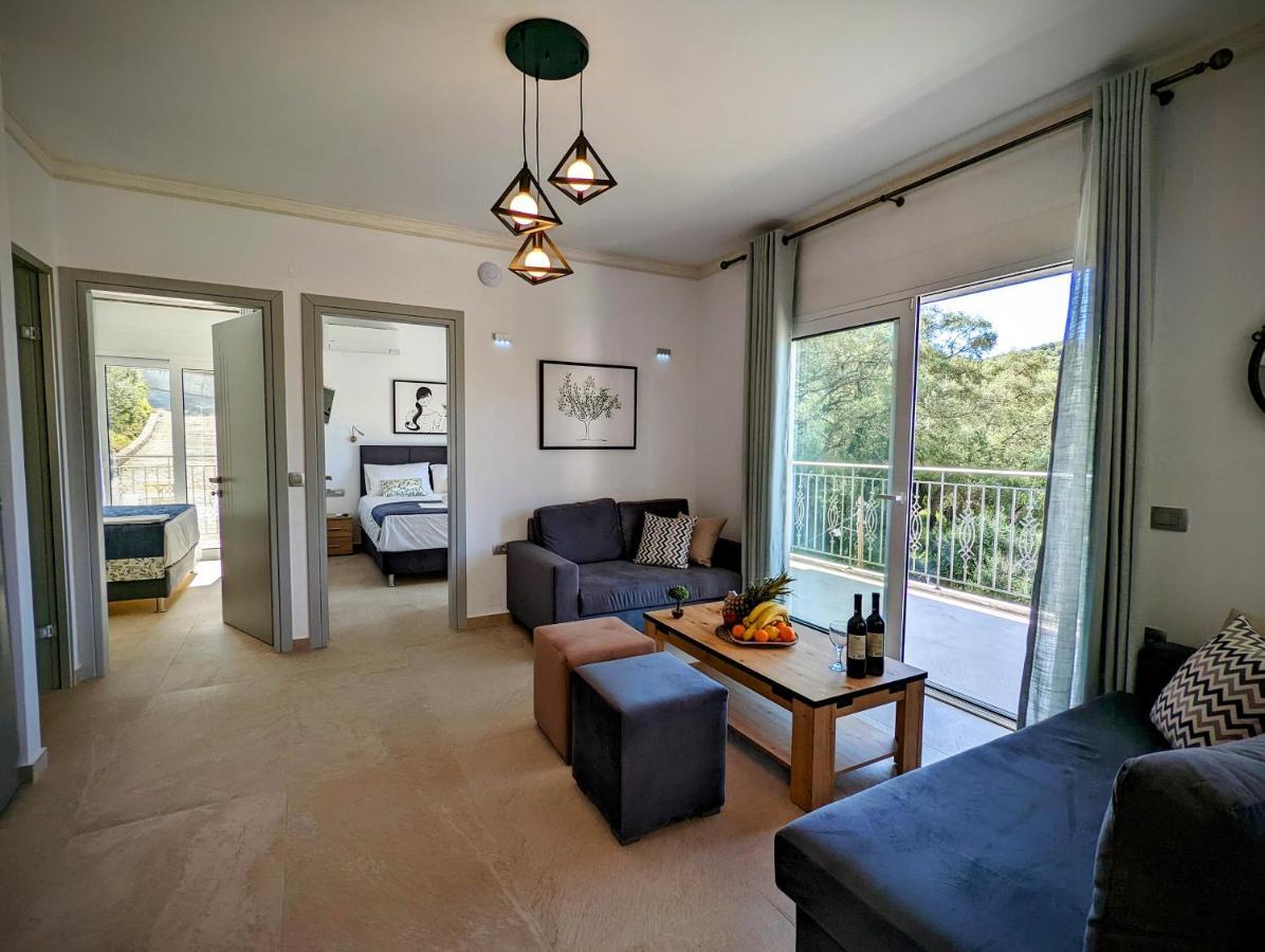 Natura Luxury Suites Parga Exterior foto