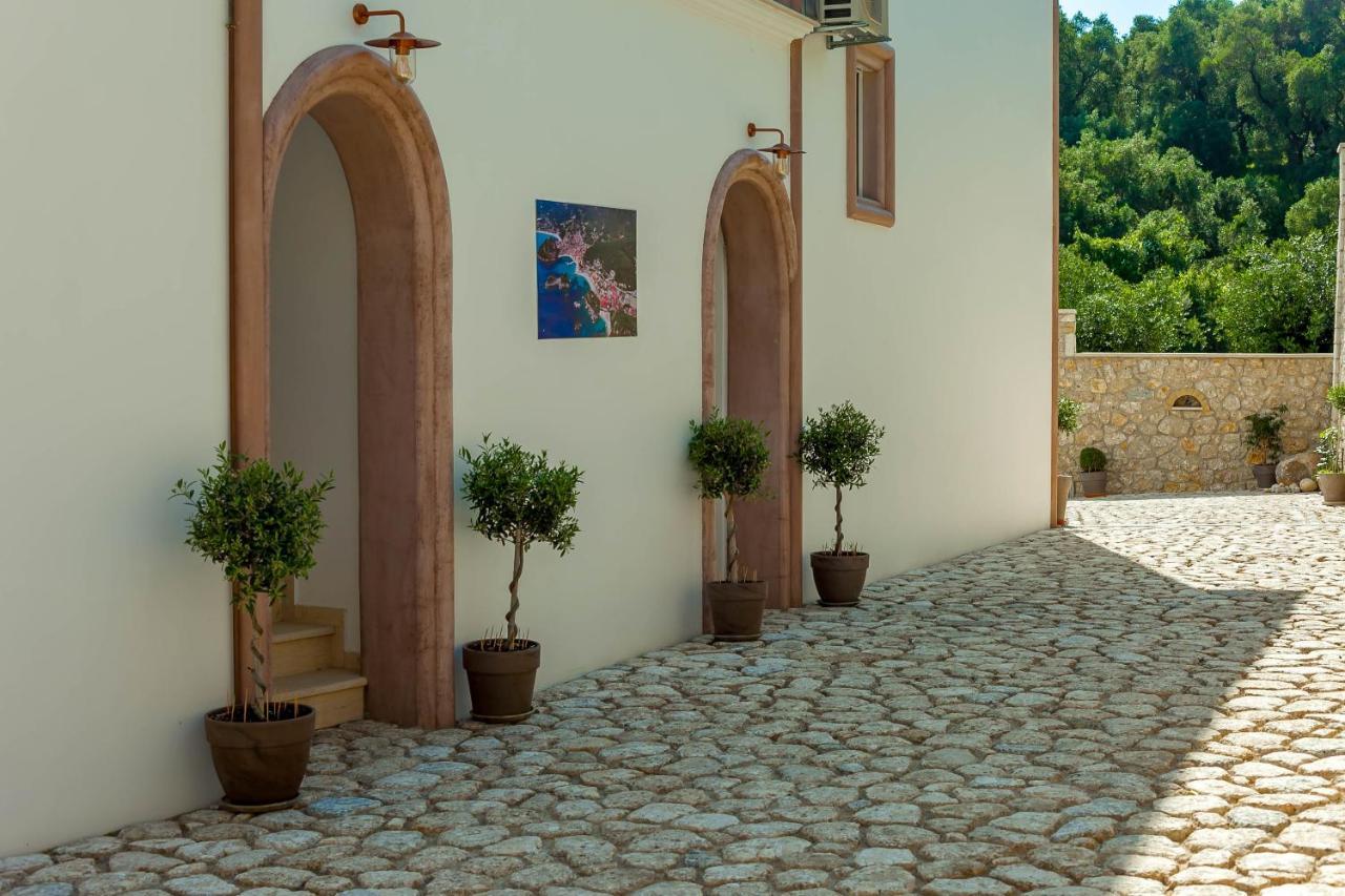 Natura Luxury Suites Parga Exterior foto