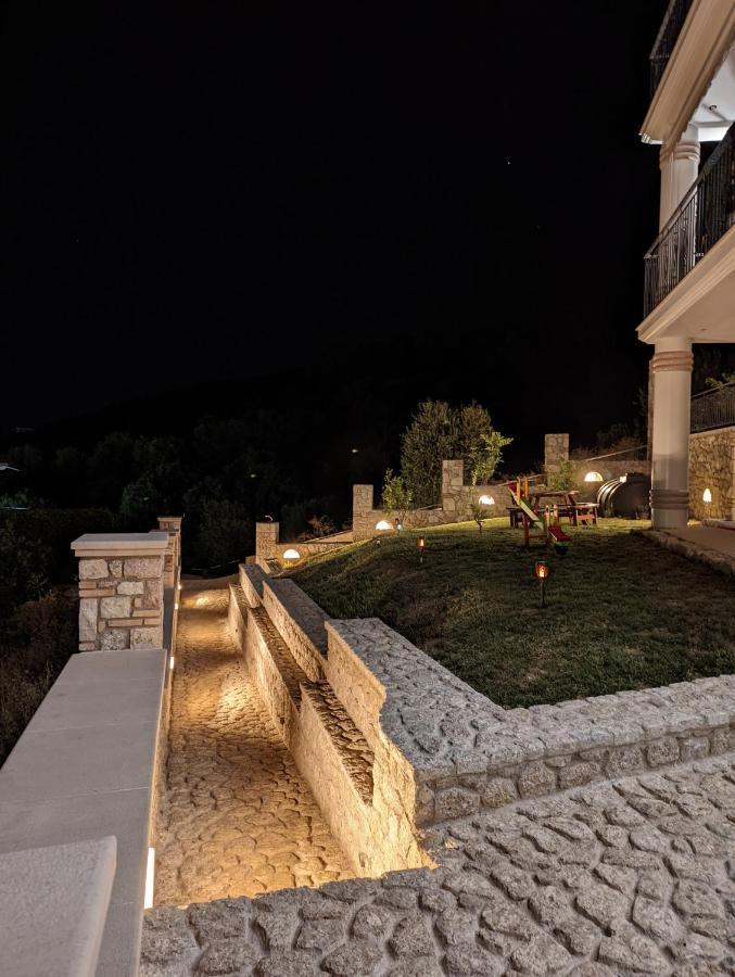 Natura Luxury Suites Parga Exterior foto